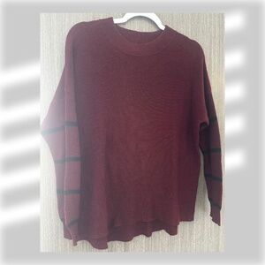 American Eagle Jegging Fit Sweater • Like New • Maroon • Size S